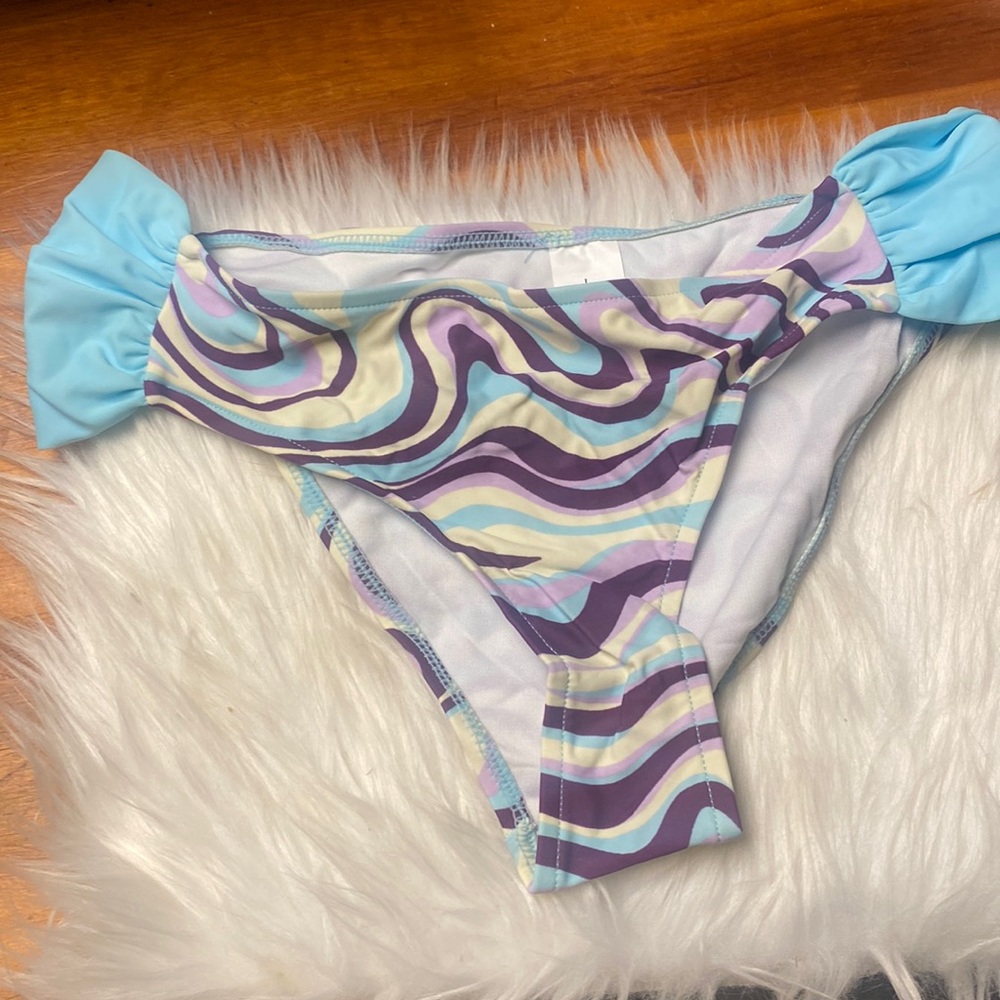 Bluewave NWT bikini